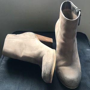 BP Size 8.5... tan suede booties